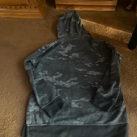 Athletic Works gray/black camo long sleeved hoodie L - Picture 11 of 11